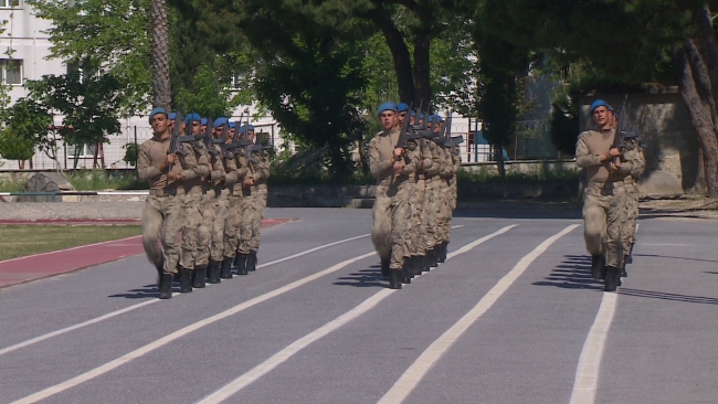 'Dağların erleri' zorlu görevlere Foça Jandarma Komando Okulu’nda hazırlanıyor